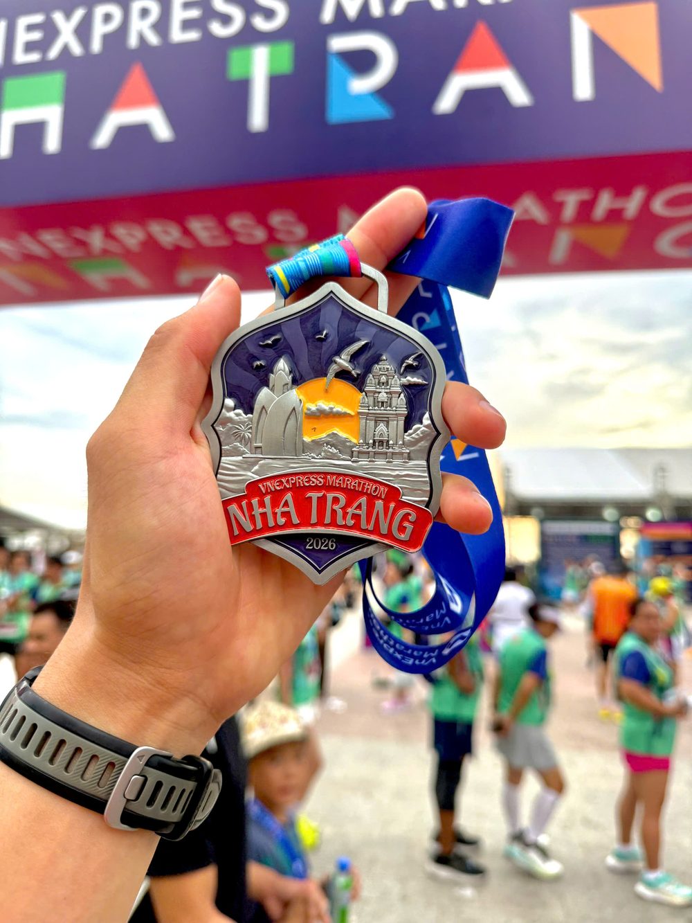 Huy chương VnExpress Marathon Nha Trang 2026